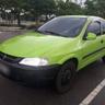 Celta 2002 1.0 verde limão